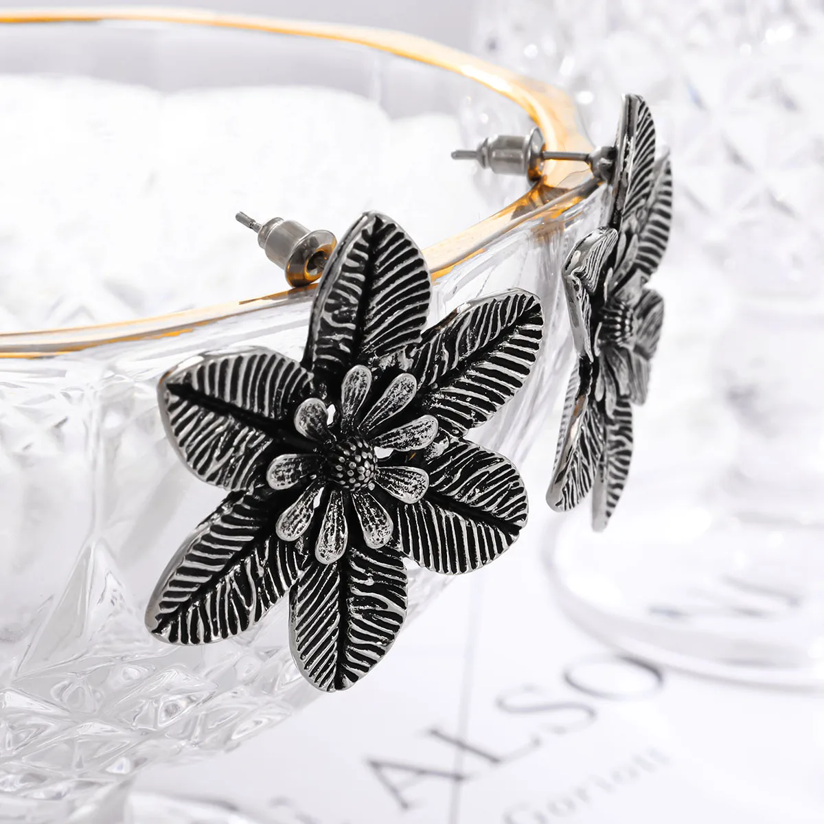 A pair of ethnic style flower  - Ethnic Chic Fashion review and price